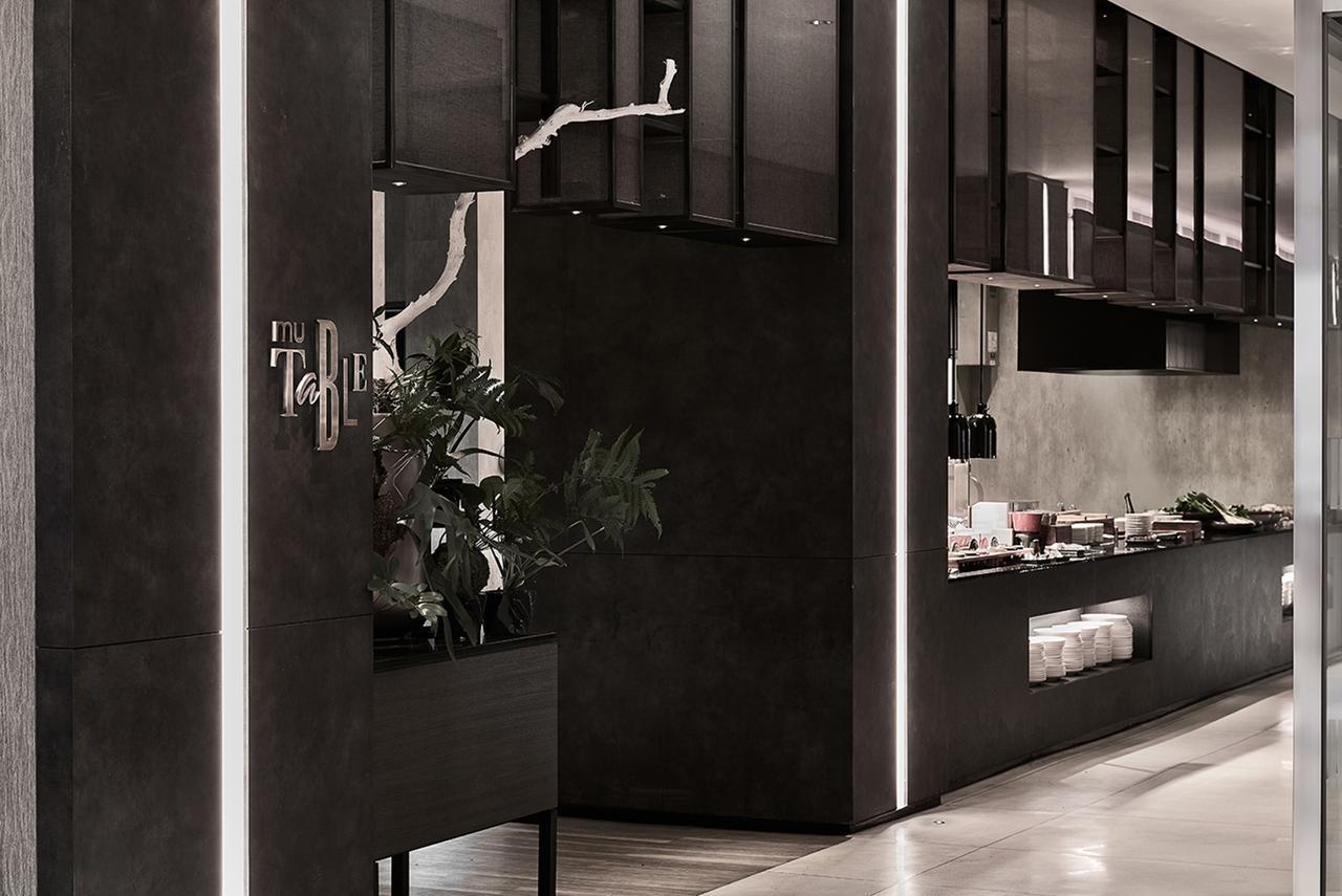 Mu Jiaoxi Hotel Buitenkant foto The kitchen at the restaurant