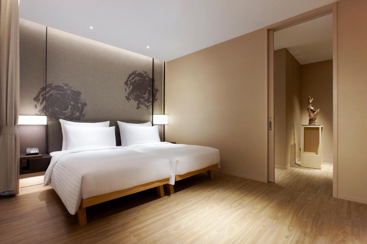 Mu Jiaoxi Hotel Buitenkant foto Deluxe Room